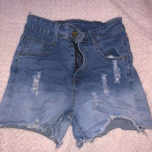 Women’s high rise jean shorts size S